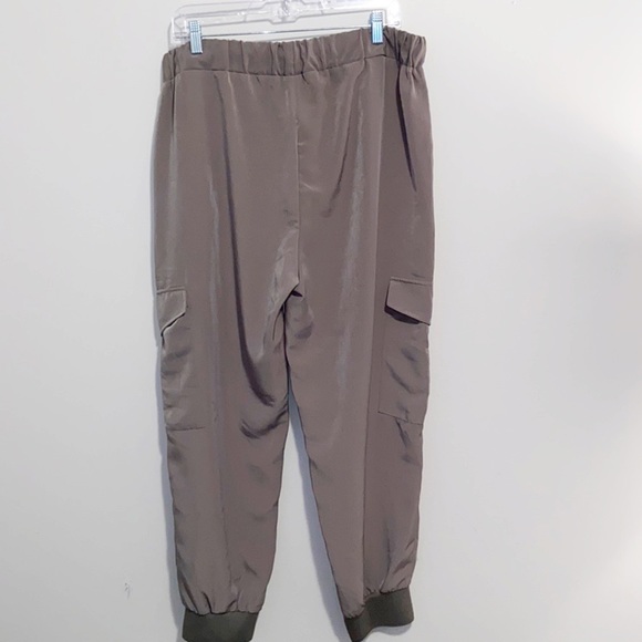 NWT Zara Olive Green joggers Size XXL - Picture 2 of 11